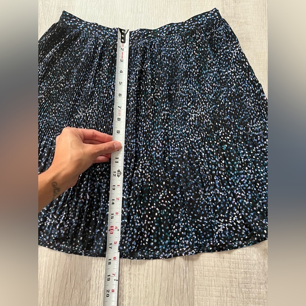 Banana Republic blue & black pleated mini skirt size 4 - Picture 4 of 10